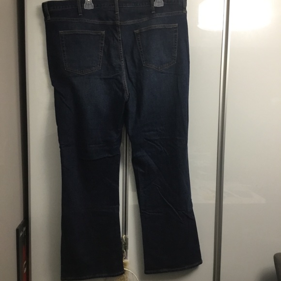 Old Navy Boot Cut Built-In Flex Blue Jeans - Picture 4 of 7